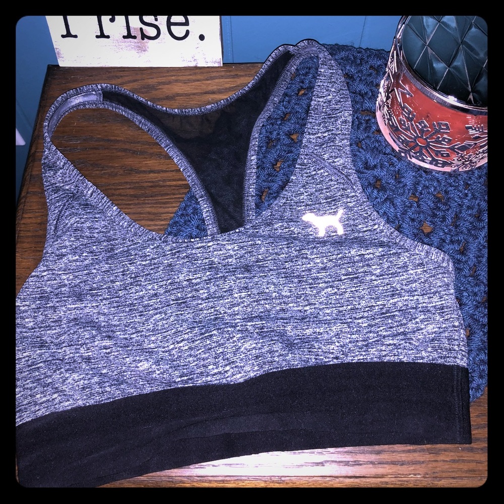 Victoria Secret, PINK sports bra